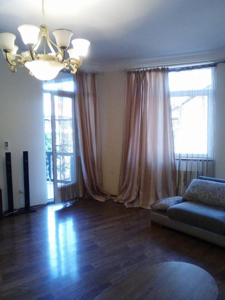 Da-Ma Apartments Tbilisi Ngoại thất bức ảnh
